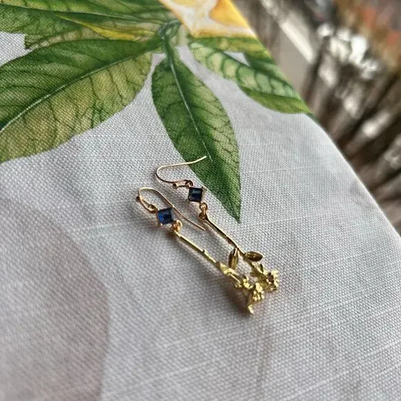 Novelty Sapphire Blue Topaz Rose Earrings, Spring Rose Casual Fun Gift Earrings - Picture 4 of 7